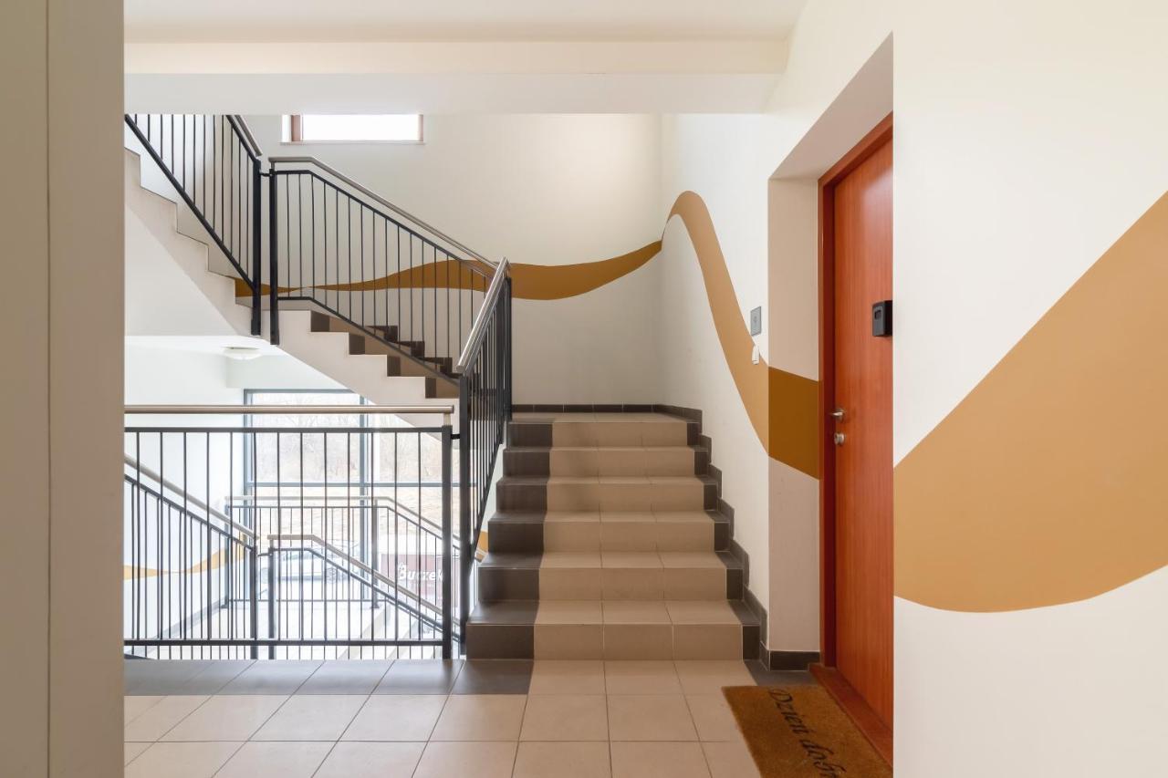 Apartments Cracow Czeczow By Renters Krakau Buitenkant foto